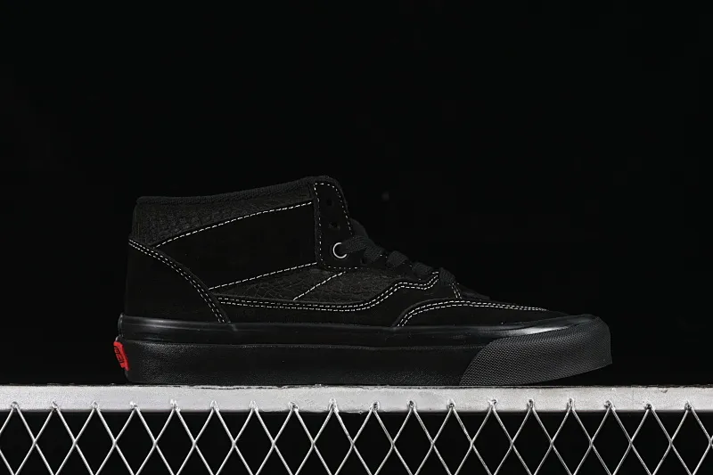 All categories Vans Vans series Vans Mid Vans China Vans Half Cab 33 DX Black Warrior Anaheim American retro casual skate shoes VN0A5KX6BKA